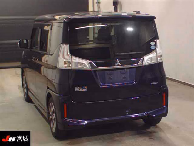 MITSUBISHI DELICA D:2
