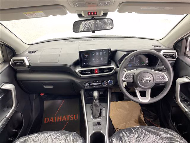 DAIHATSU ROCKY