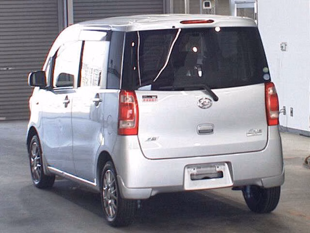 DAIHATSU TANTO EXE