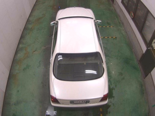 TOYOTA CROWN MAJESTA