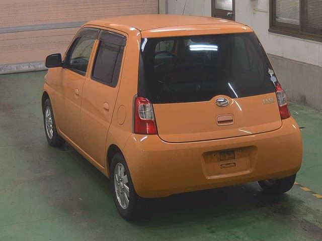 DAIHATSU ESSE