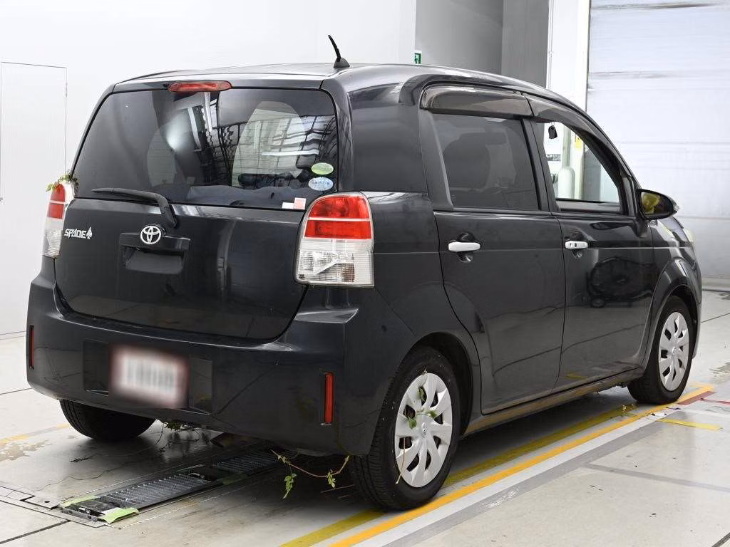 TOYOTA SPADE