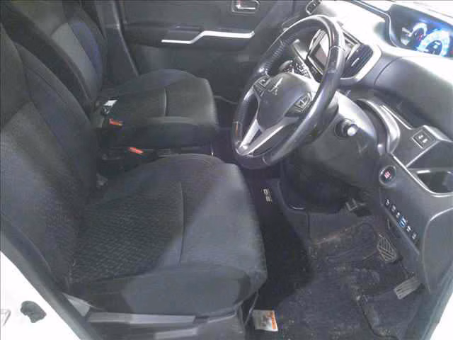 MITSUBISHI DELICA D:2