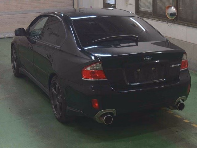 SUBARU LEGACY B4