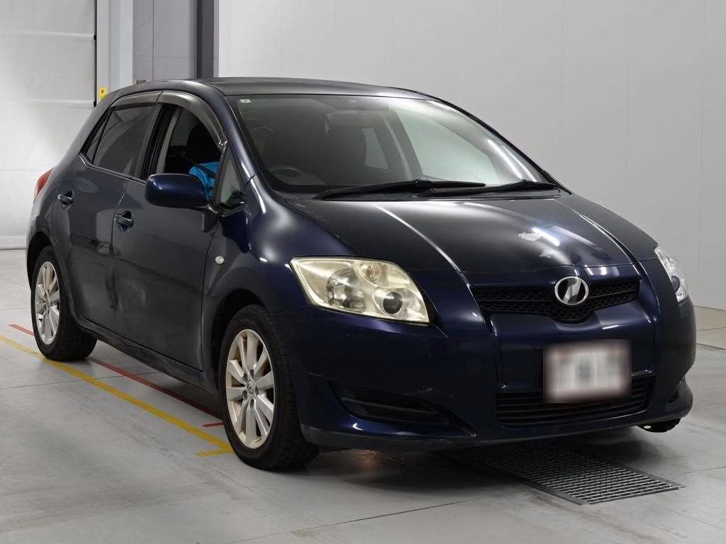 TOYOTA AURIS