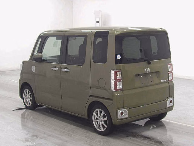 DAIHATSU WAKE