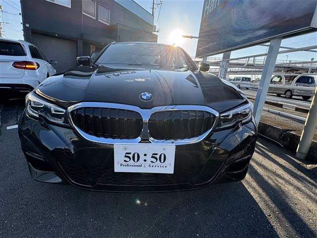 BMW 3-SERIES