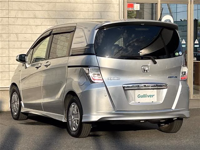 HONDA FREED SPIKE