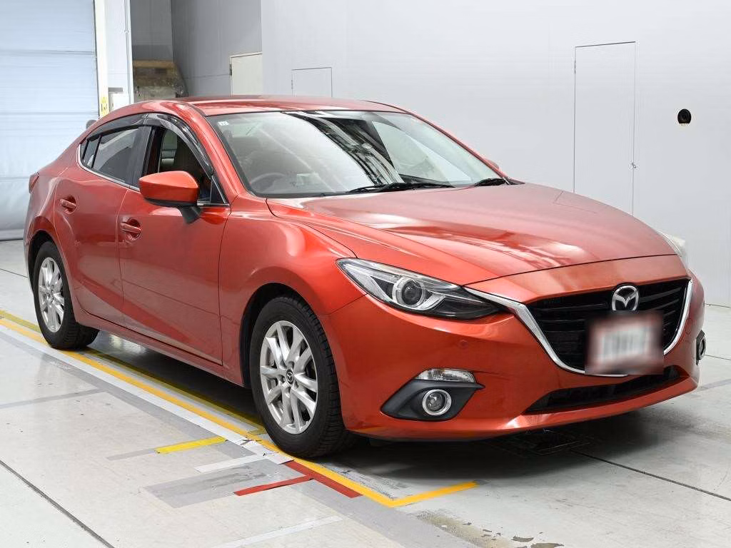 MAZDA AXELA
