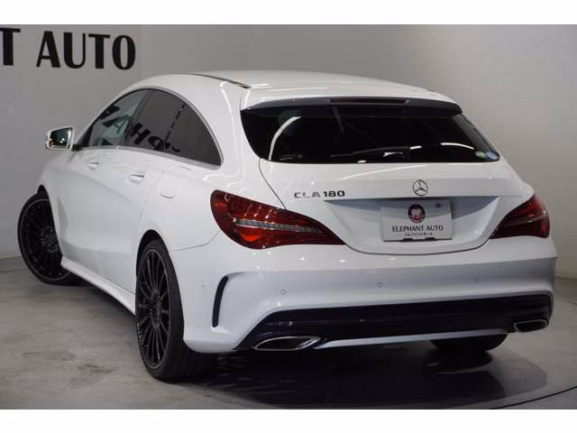 MERCEDES-BENZ CLA-CLASS
