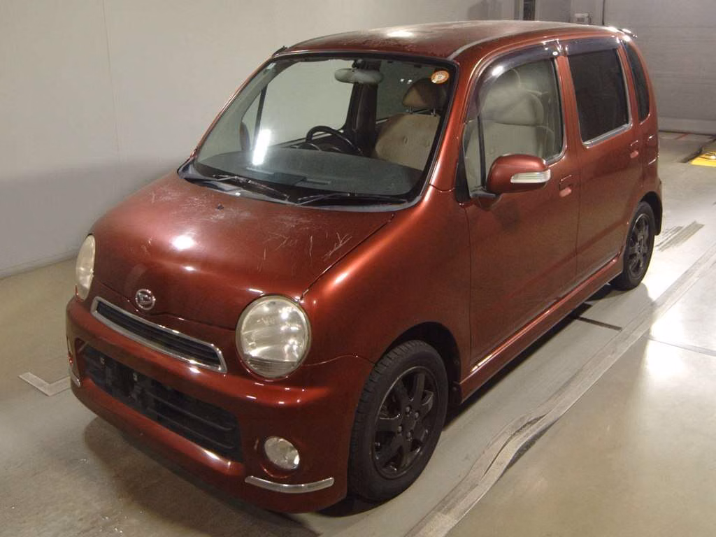 DAIHATSU MOVE LATTE