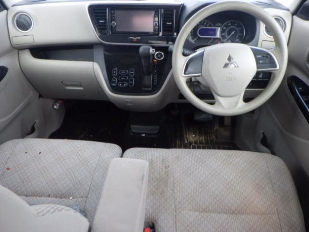 MITSUBISHI EK SPACE