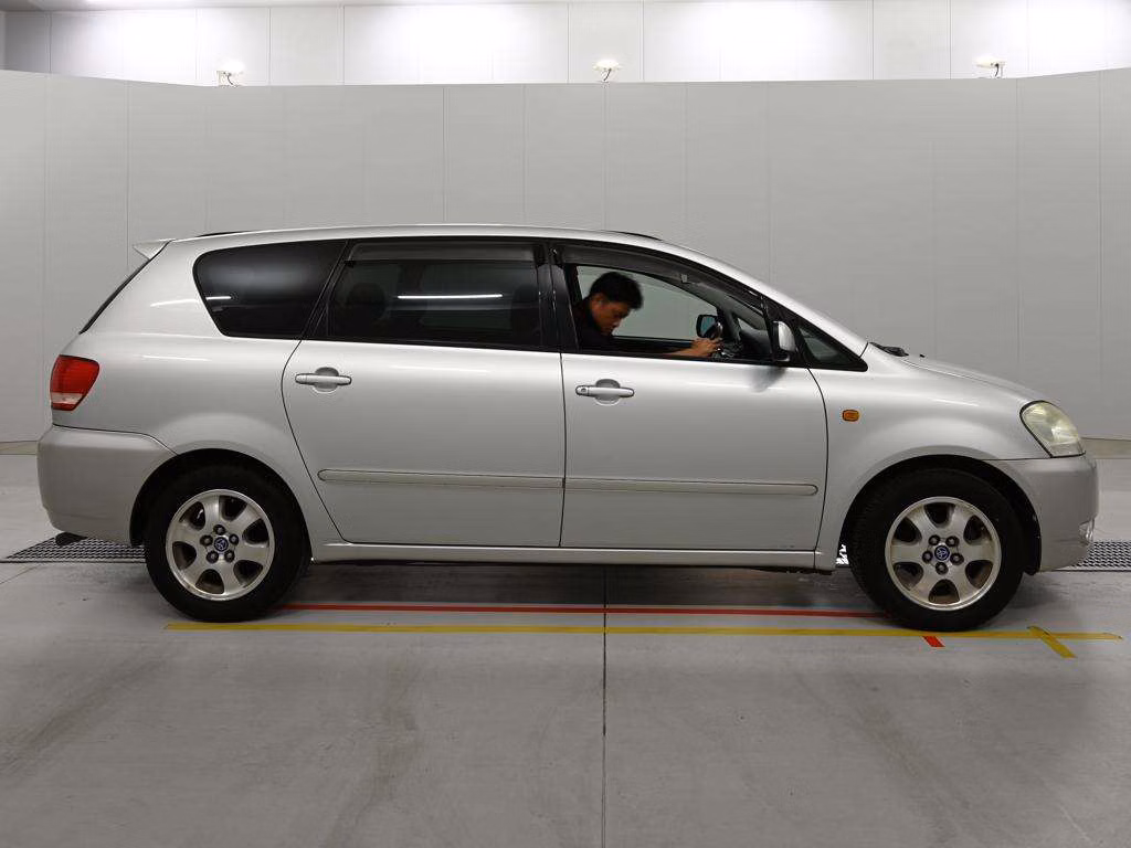 TOYOTA IPSUM