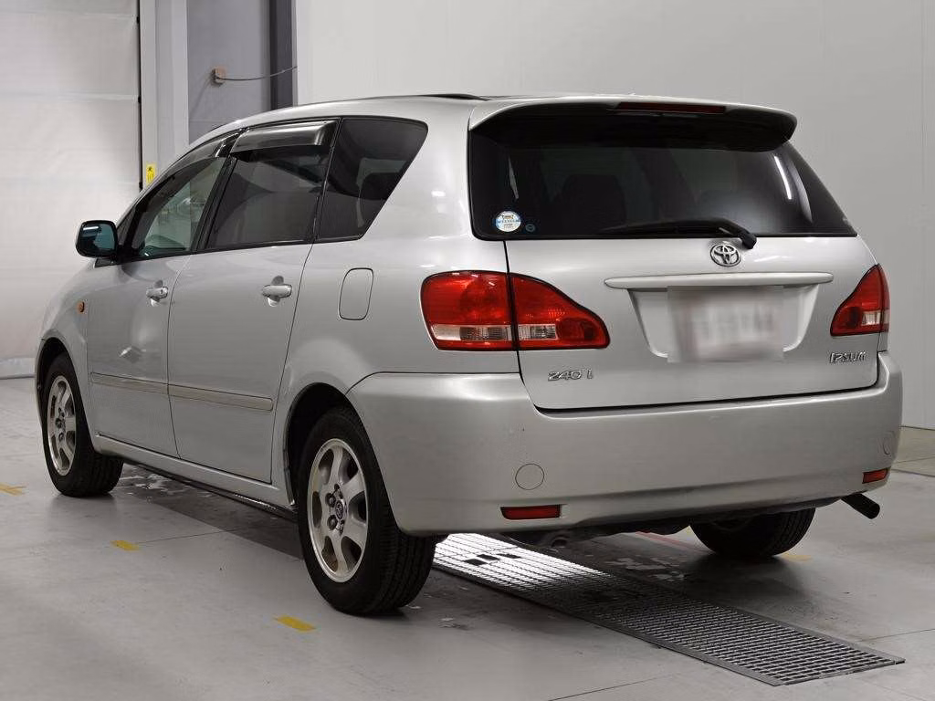 TOYOTA IPSUM