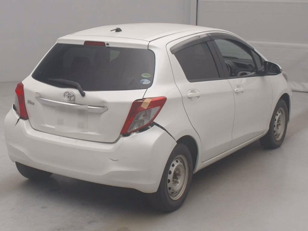 TOYOTA VITZ