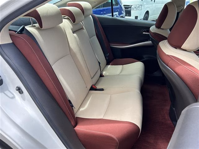 TOYOTA SAI