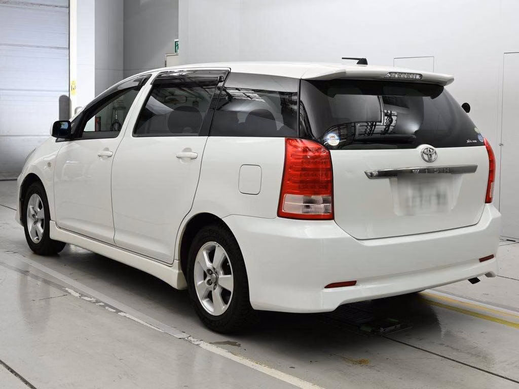 TOYOTA WISH