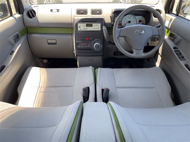 DAIHATSU MOVE CONTE