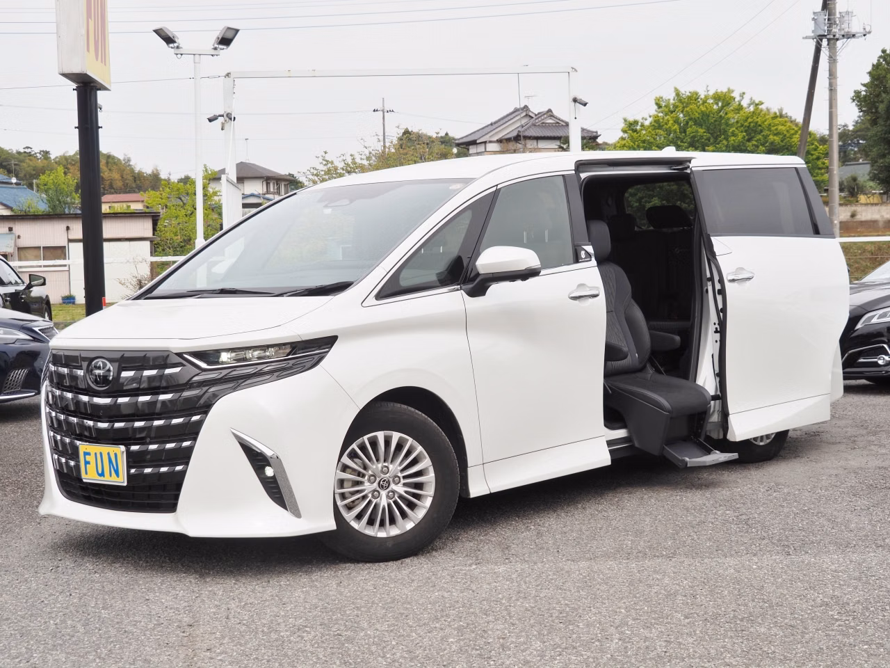 TOYOTA ALPHARD
