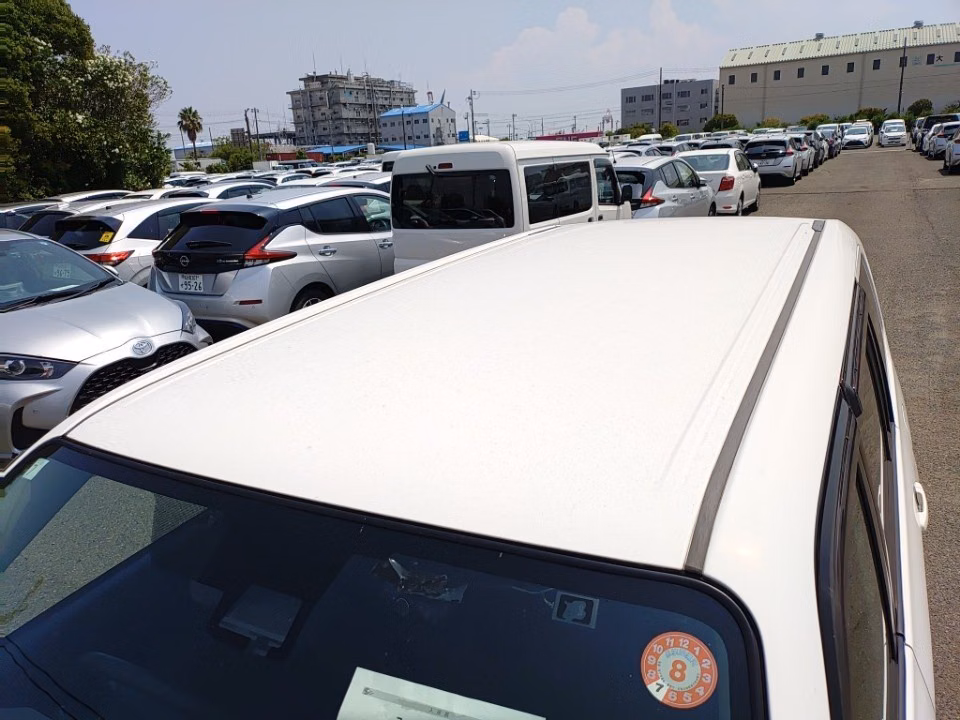 MAZDA FAMILIA