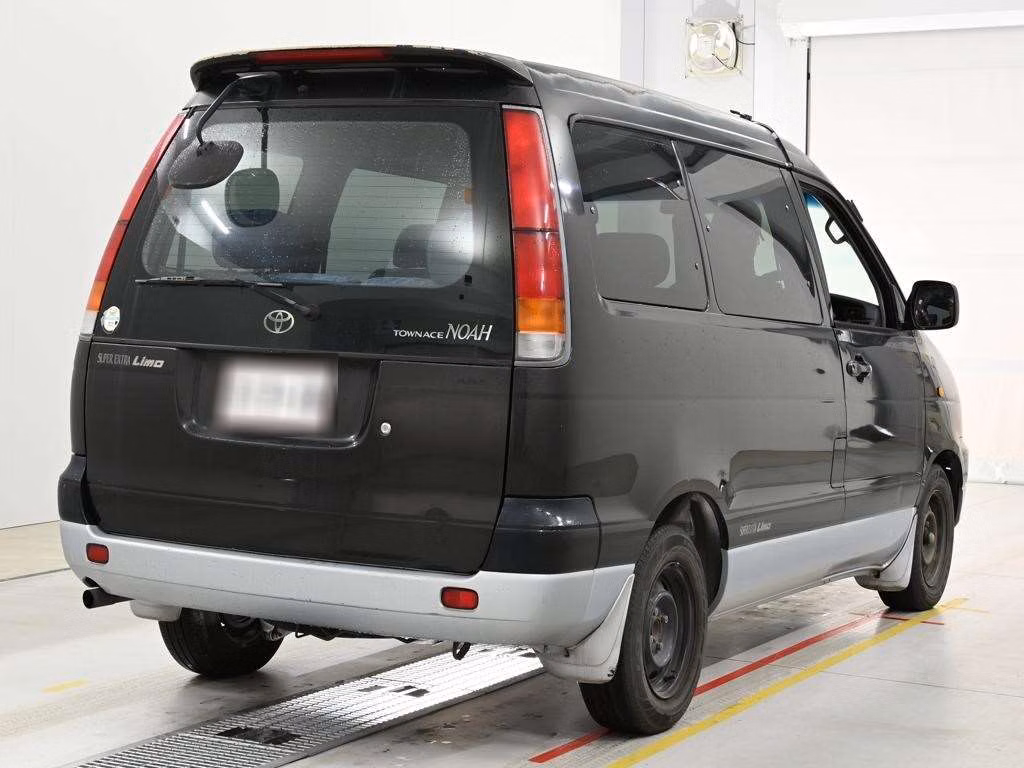 TOYOTA TOWN ACE NOAH