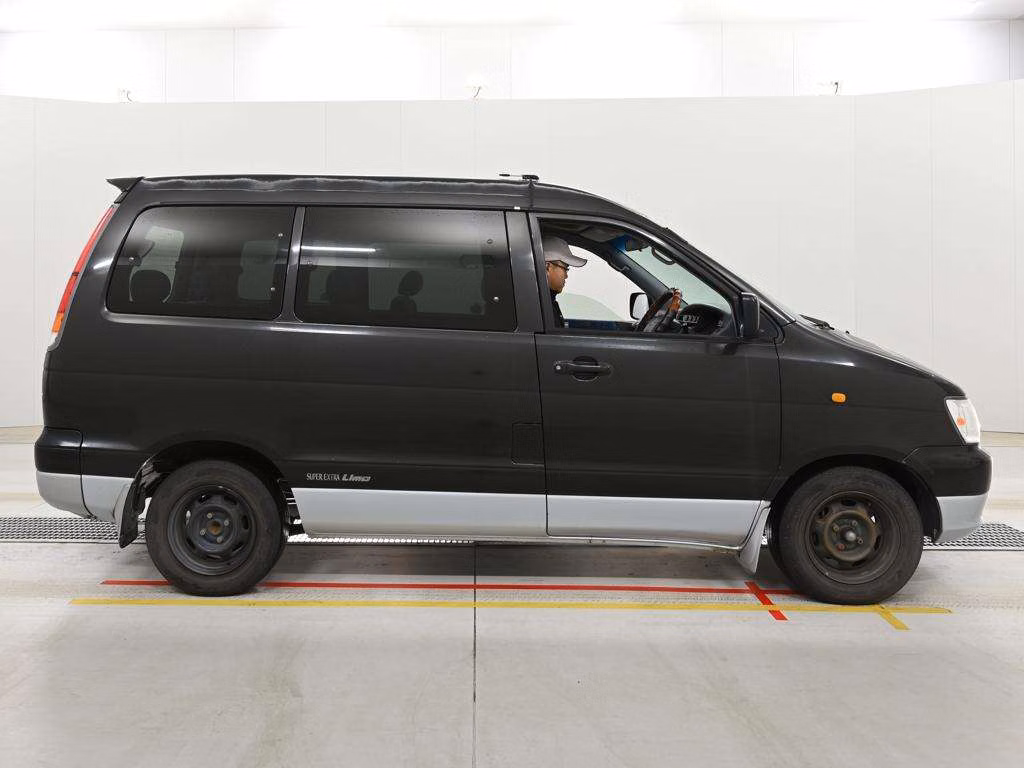 TOYOTA TOWN ACE NOAH