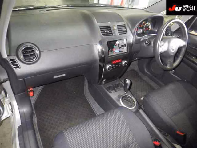SUZUKI SX4