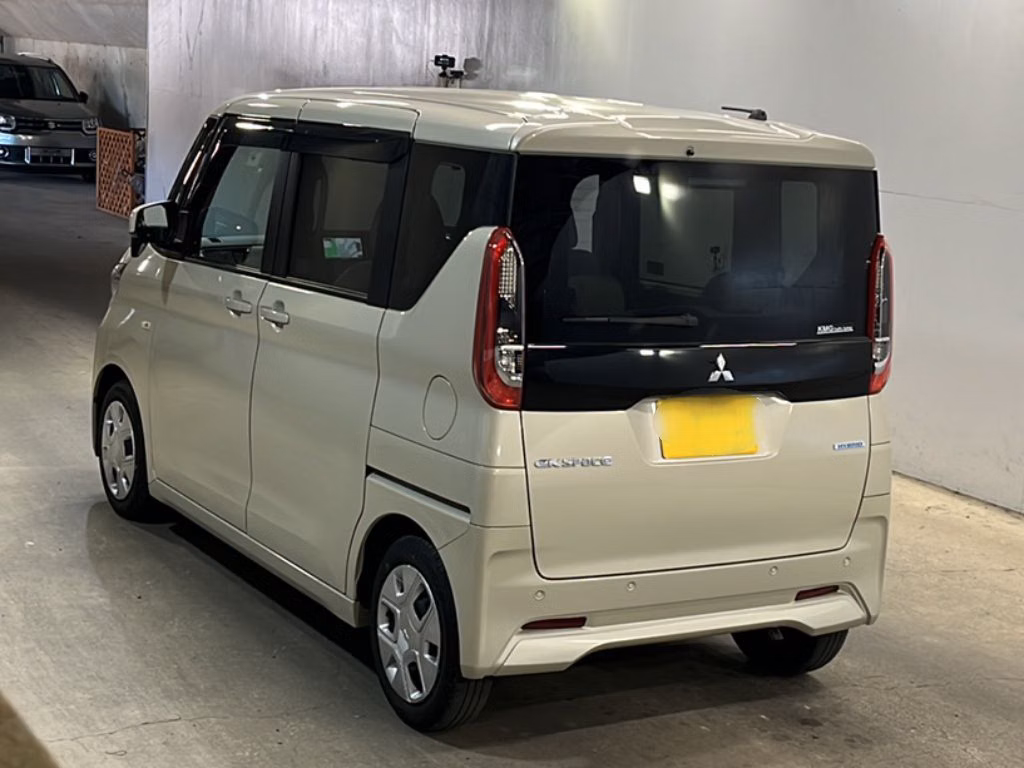 MITSUBISHI EK SPACE