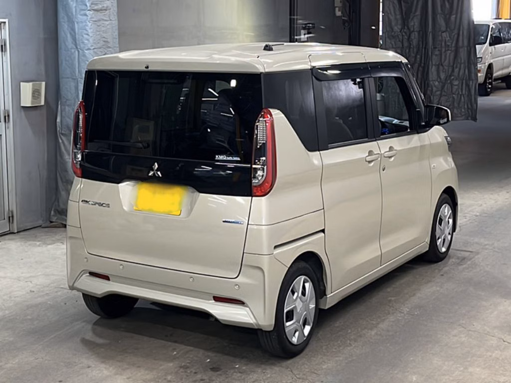 MITSUBISHI EK SPACE