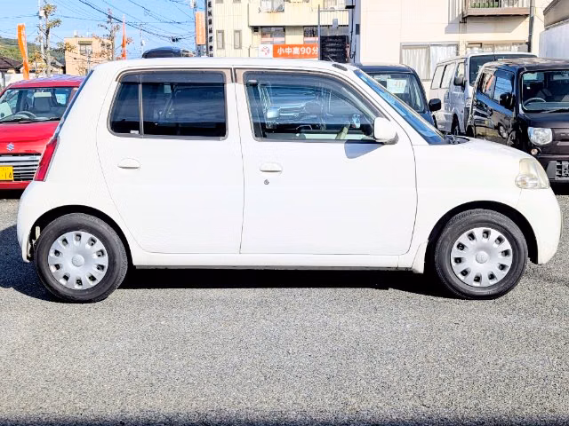 DAIHATSU ESSE