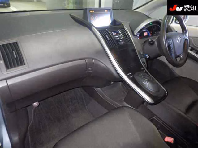 TOYOTA SAI