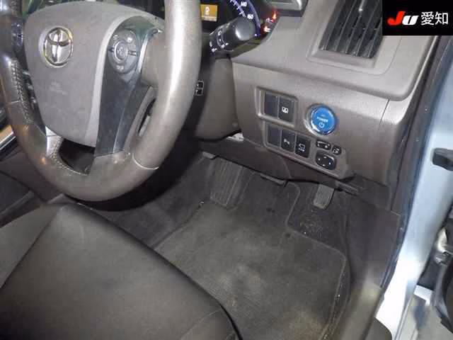 TOYOTA SAI