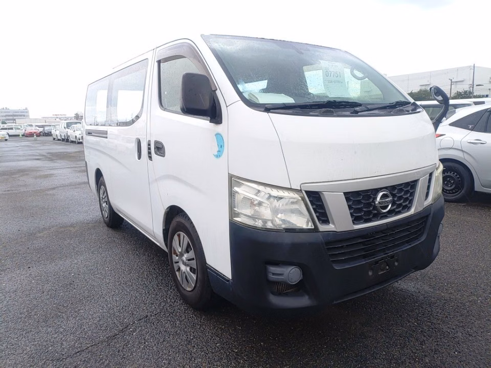 NISSAN NV350 CARAVAN