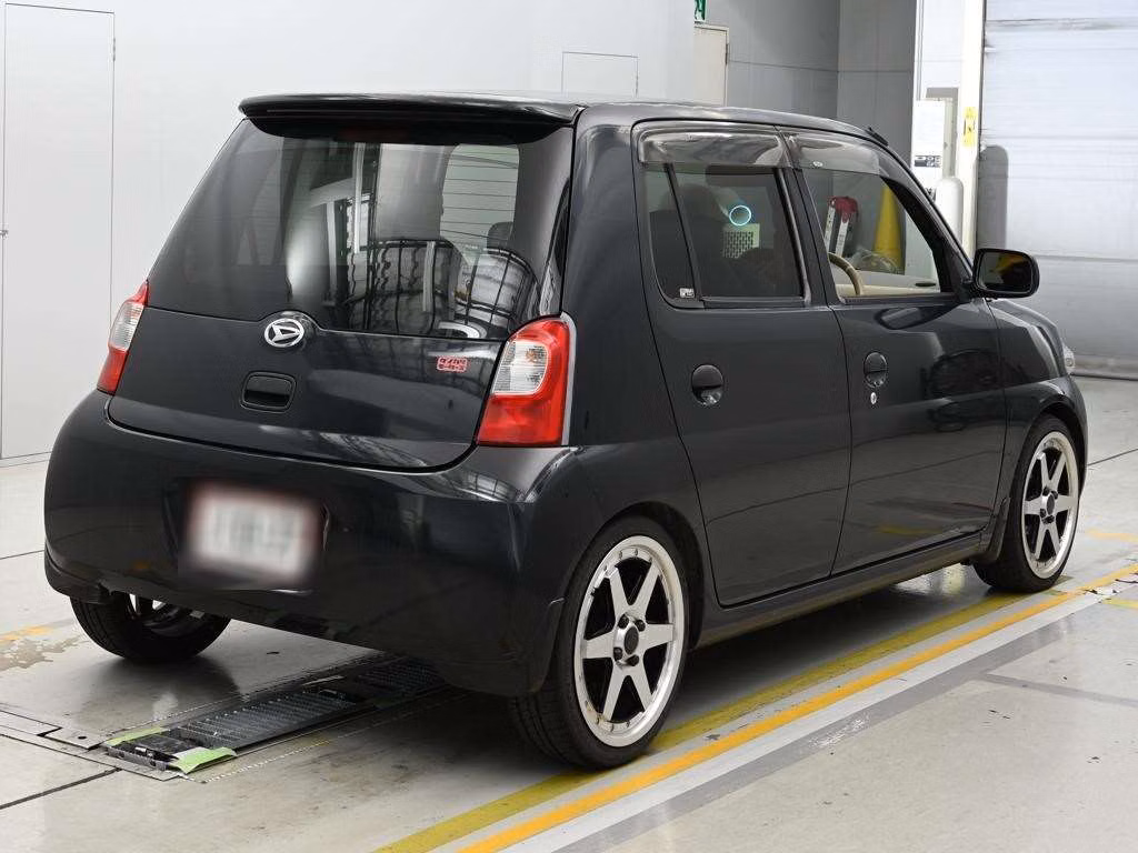 DAIHATSU ESSE
