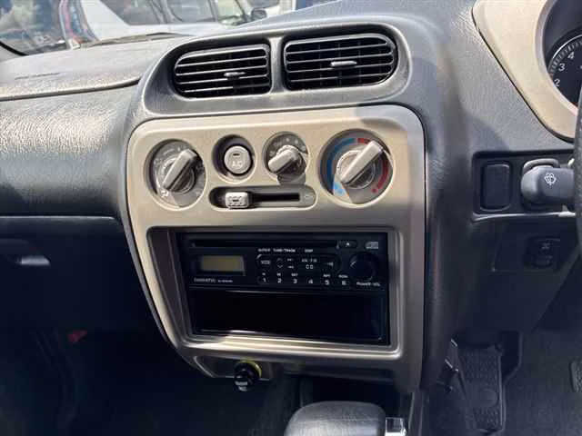DAIHATSU TERIOS KID