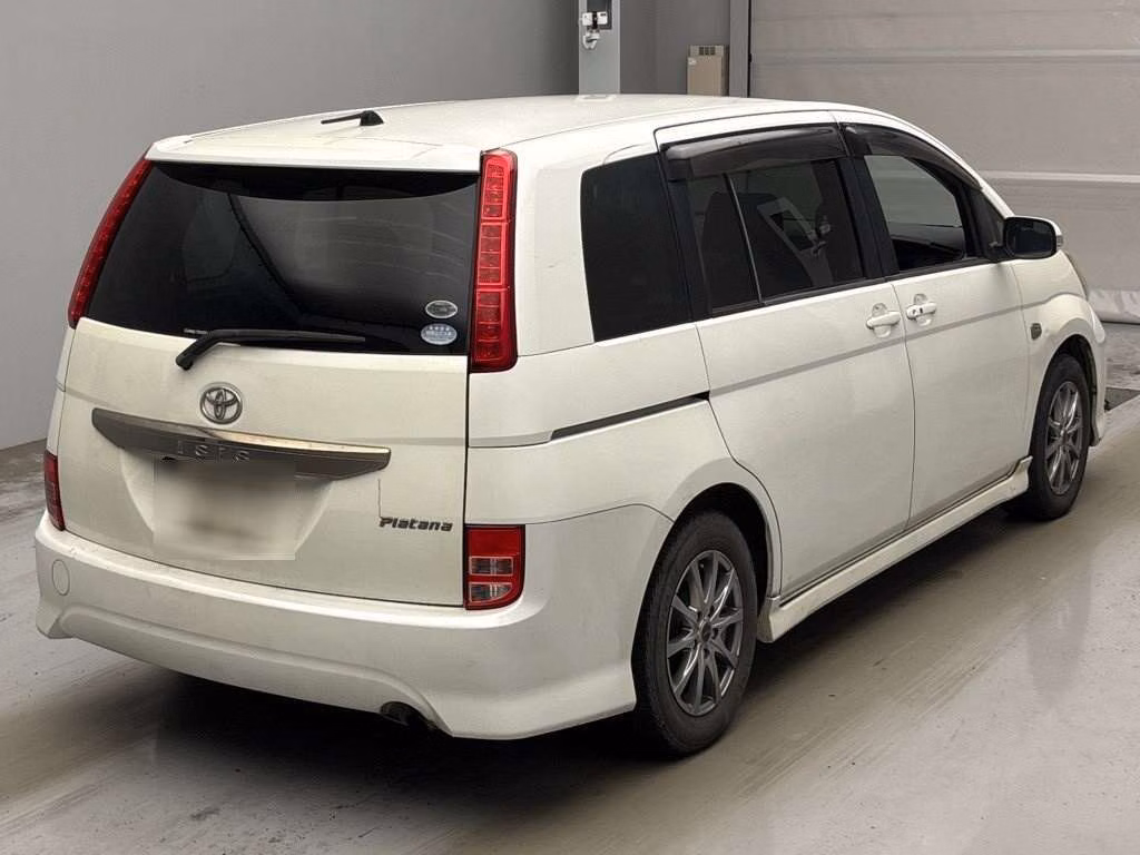 TOYOTA ISIS