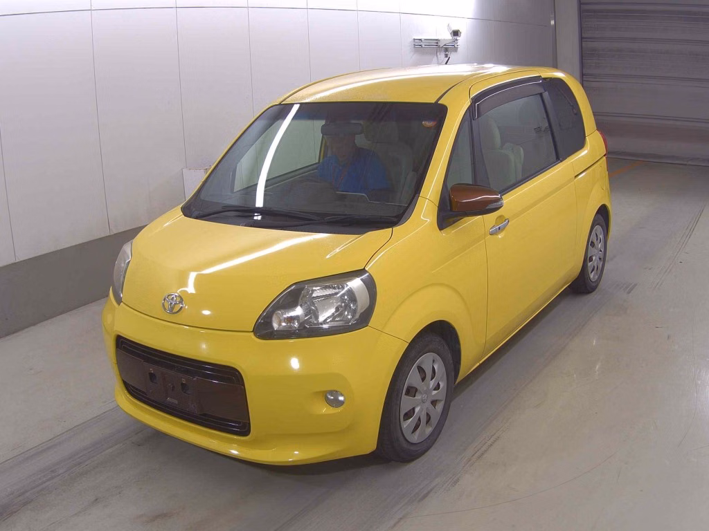 TOYOTA PORTE