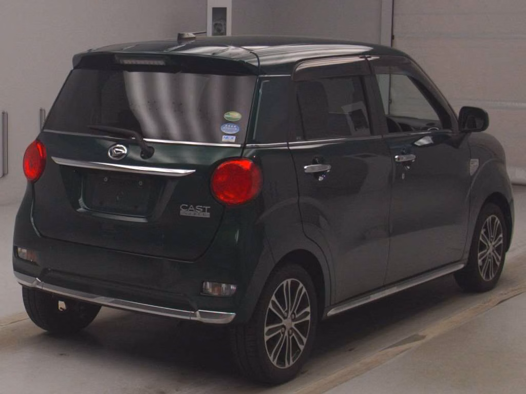 DAIHATSU CAST