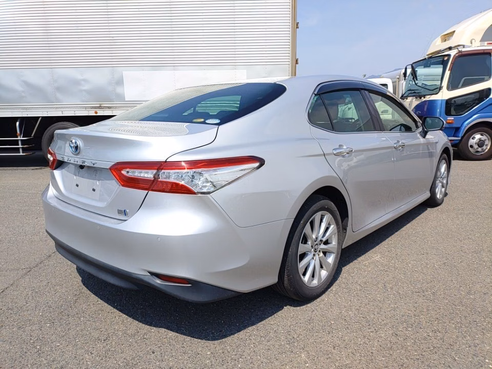 TOYOTA CAMRY