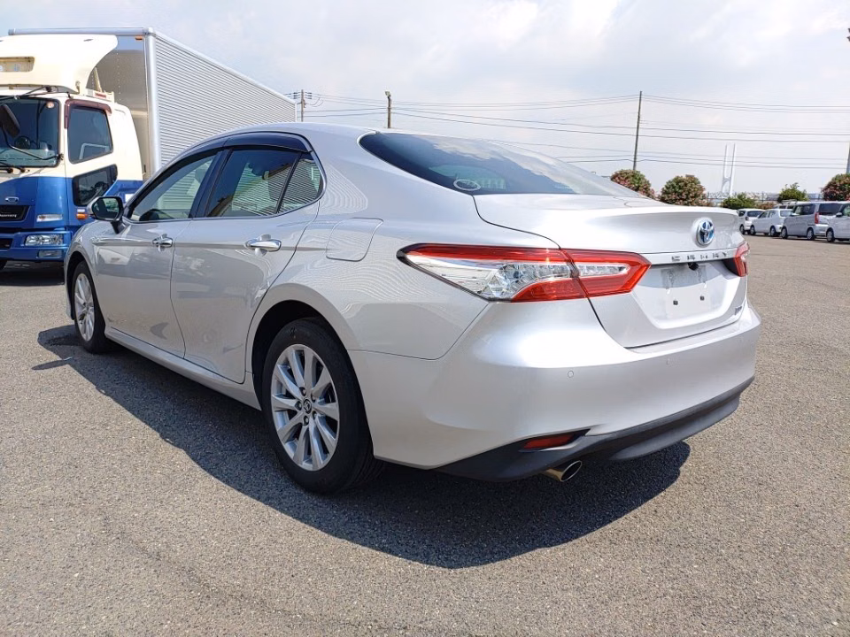 TOYOTA CAMRY