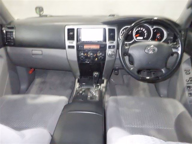 TOYOTA HILUX SURF