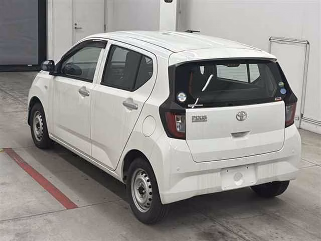 TOYOTA PIXIS EPOCH