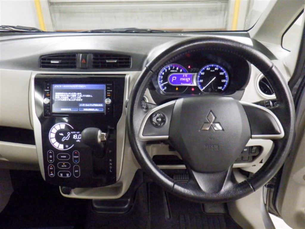 MITSUBISHI EK WAGON