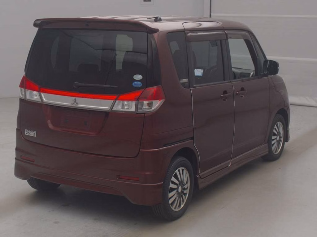 MITSUBISHI DELICA D:2