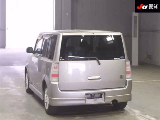 TOYOTA BB