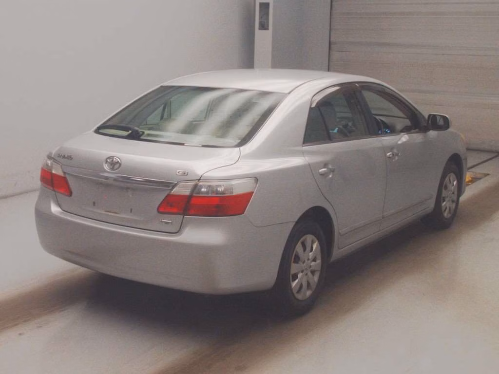 TOYOTA PREMIO