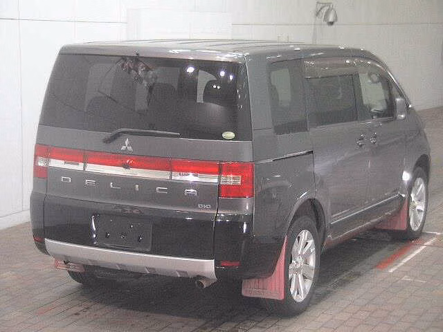 MITSUBISHI DELICA D:5