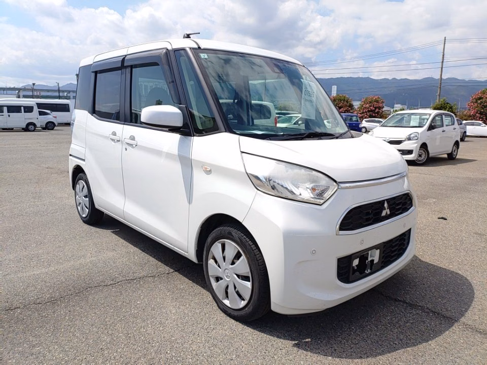 MITSUBISHI EK SPACE
