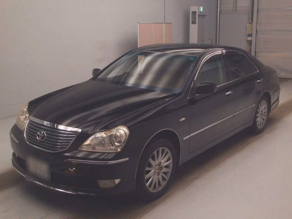 TOYOTA CROWN MAJESTA