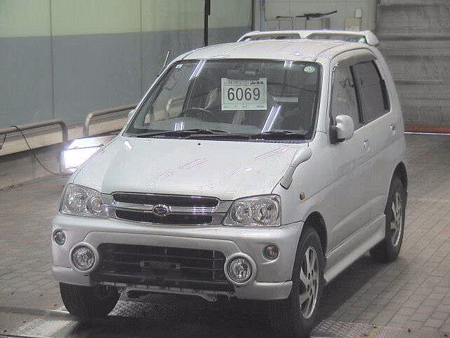 DAIHATSU TERIOS KID